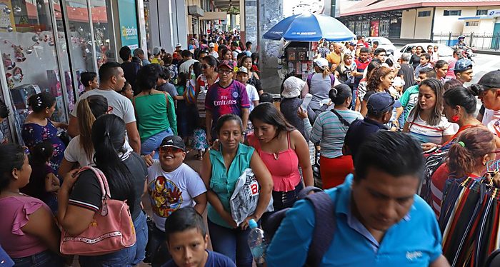 Gabriela Calderón de Burgos destaca las reformas propuestas por el Foro Libertad y Prosperidad del Instituto Ecuatoriano de Economía Política (IEEP).